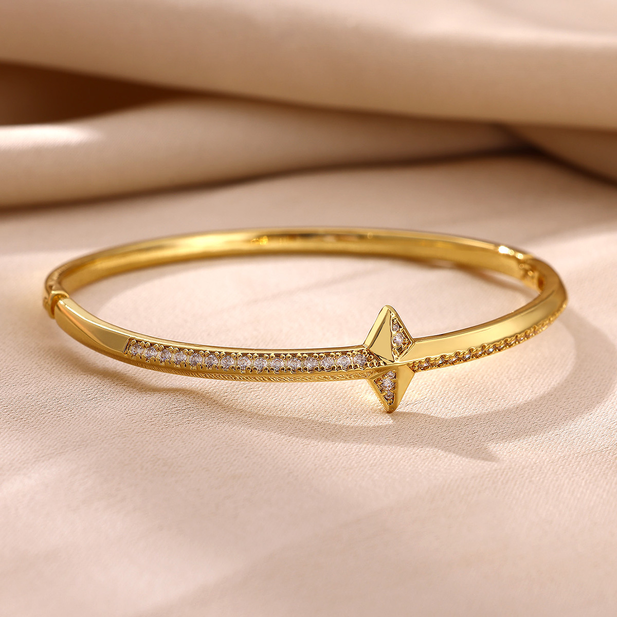 Bransoletka Kryształowa Gwiazd – Men'S Accessories Best recenzja i cena